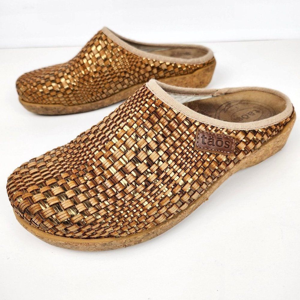 Taos Primavera Tan Woven Cork Slip-On Mules Clogs Womens EU 39 US 8.5